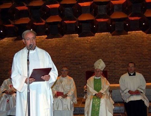 AYUDAR EN EL PROCESO DE INICIACIÓN CRISTIANA